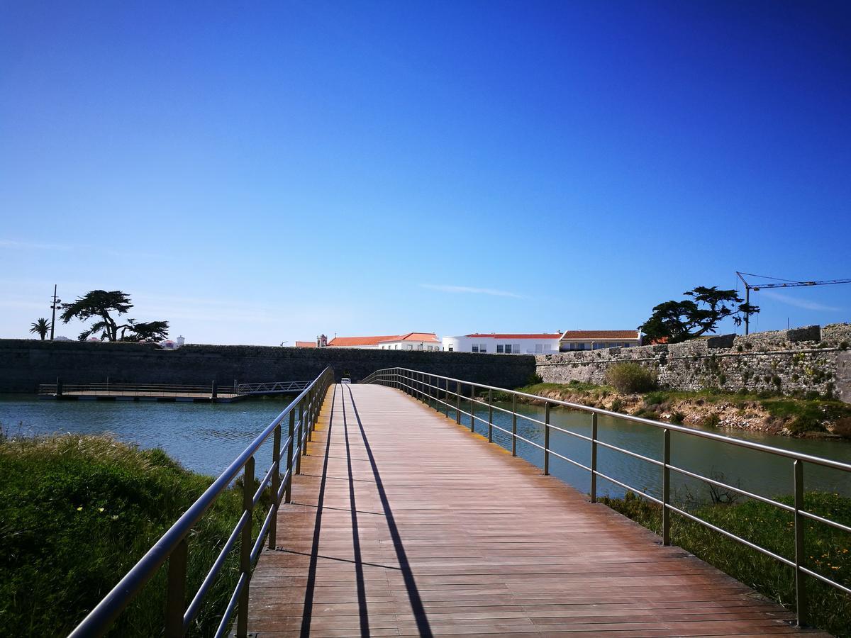 Peniche's Blue & White Appartamento *
